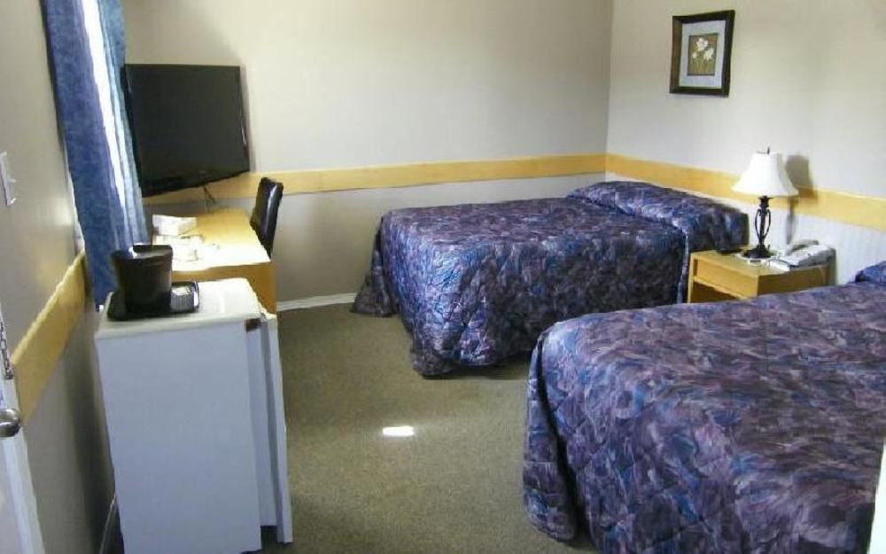 Trans Canada Motel & Restaurant Dryden Bagian luar foto